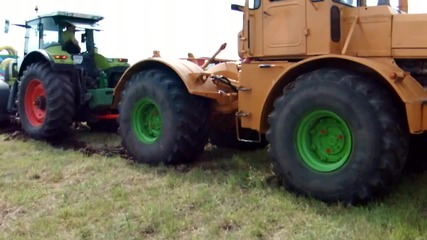 K-700 vs Claas Atles 926 Rz