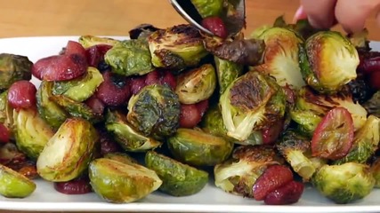 Roasted Brussels Sprouts Grapes - A Thanksgiving Recipe