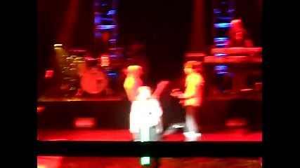 Kelly Clarkson Never Again Live Olympia Theatre, Dublin February 2010 