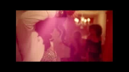 Kate Perry - I Kissed A Girl [hq]