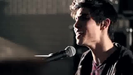 Hold It Against Me - Britney Spears (sam Tsui Cover)