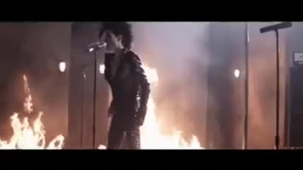 Tokio Hotel - World Behind My Wall (official Music Video) 