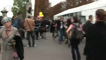 fashiontv Ftv.com - Paris Fw S S 11 - Jc De Castelbajac After The Show 