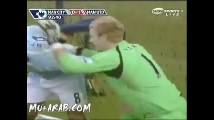 Fastest Running Goal Keeper in the World-
