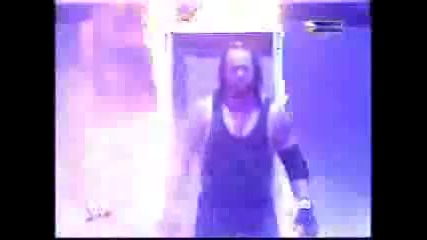 The Undertaker returns at Survivor Series 06