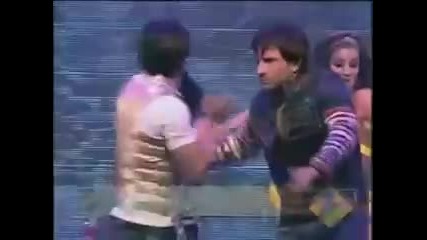 Shahrukh Khan performance At Zee Cine Awards 2008