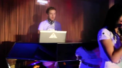 Irina feat. Refresh - Deeper