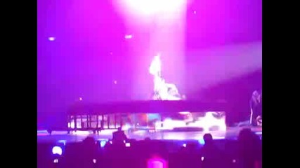Britney Spears Berlin 26.07.09 - Womanizer