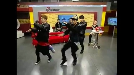 130108 Sina Live Chat Opening Number 'break Down' — Super Junior-m's Eunhyuk, Donghae & Henry