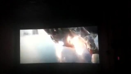 Железният Човек 3 / Тони Старк спасява падащите хора