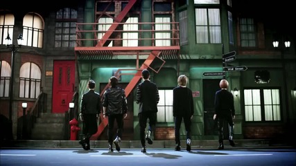 за първи път в сайта Shinee Hello (official video)