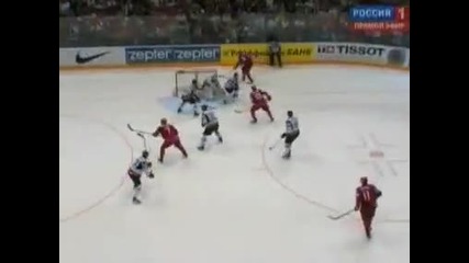 2 : 1 Россия - Германия - Хокей на Лед - 2010 