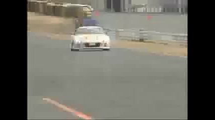 Страхотната Top Secret V12 Toyota Supra 