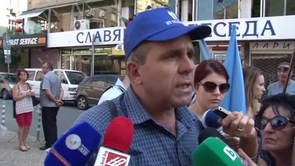 Работници от ВМЗ-Сопот искат оставката на шефа си