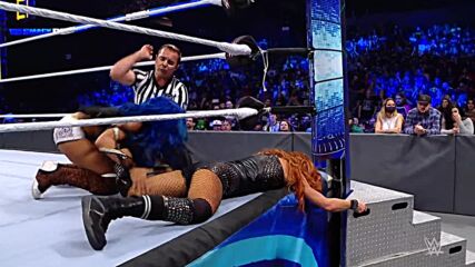Becky Lynch vs. Sasha Banks: SmackDown, Oct. 15, 2021