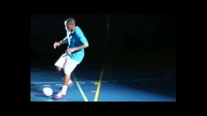 Robinho Gives Some Tips.avi