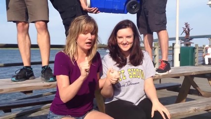 Jennifer Nettles and Brandy Clark Als Ice Bucket Challenge