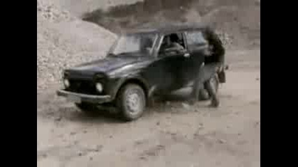 Какво може една Лада Нива!
