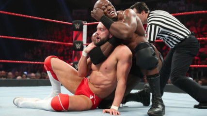 Finn Bálor vs. Bobby Lashley - Intercontinental Championship Match: Raw, March 11, 2019