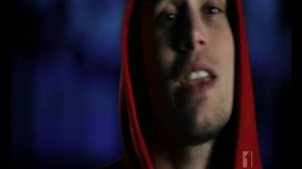 Illy - The Chase 