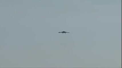 Сащ Вмс - X-47б Ucas първо докосване отus Navy - X-47b Ucas First Touch _ Go Landing Tests On Uss G