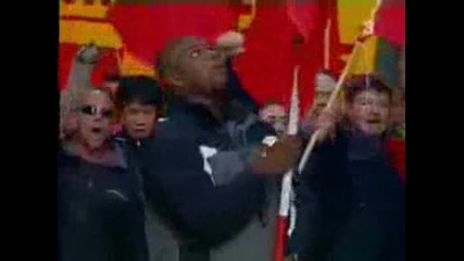 Very Funny Surprise On Street - Video