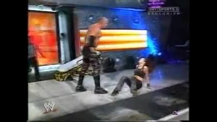 Kane прави надгробен камък на Lita (360p)