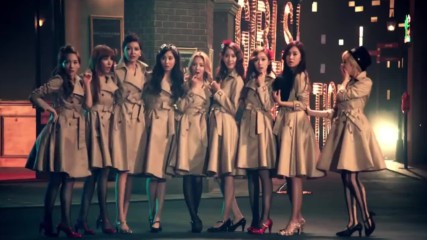 [превод] Girls' Generation - Paparazzi