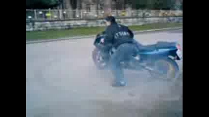 Yamaha Fzr Прави Пергел
