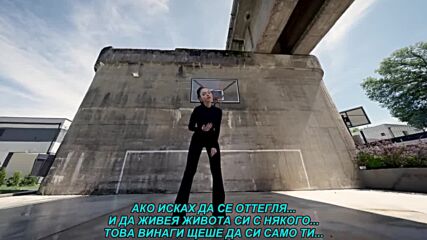 Azra Husarkic - Ako treba (prevod)