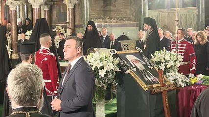 България се сбогува с патриарх Неофит