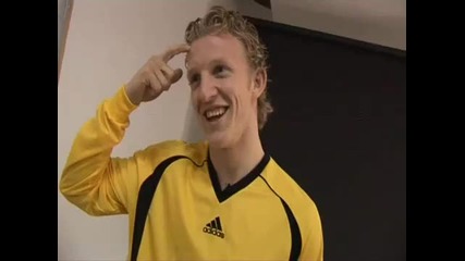 adidas Predator versus F50 - Dirk Kuyt 