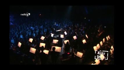 Невероятно Изпълнение Armin Van Buuren - In & Out Of Love ~ Класически оркестър !