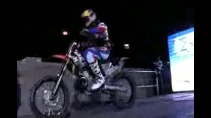 Robbie Maddison breaks world record 