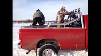 Hummer_h1_vs_dodge_ram._част2