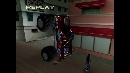 Каране на две гуми с Monster Truck :d 