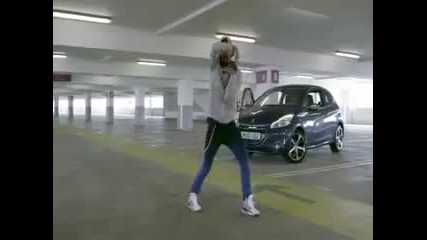 Dubstep Изумителни танцувални движевия в този стил Nonstop- Scott!
