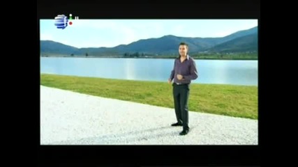 Здравко Мандаджиев - Сред село, хоро играят