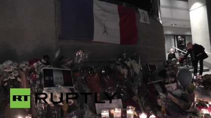 USA: Los Angeles mourners hold vigil for Paris attack victims