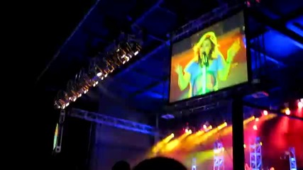 Kelly Clarkson Never Again Live Iowa State Fair August 2009 