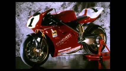Историята на Ducati в Superbike 