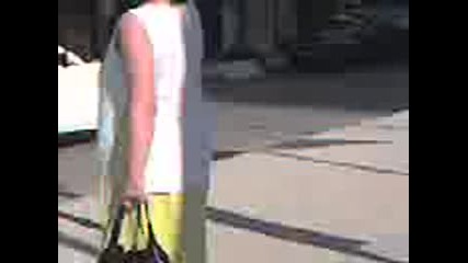 бял крайслер лимузина ! 