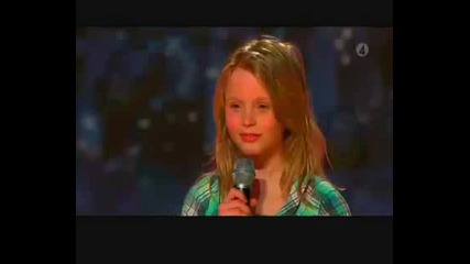10 годишно момиче, глас Europes Got Talent 