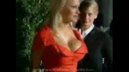 Pamela Anderson Секси И С Големи Гърди