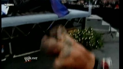 Randy Orton vs. David Otunga – Miracle on 34th Street Fight