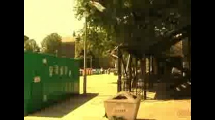 Extreme game of Tag (parkour Free Running) - 1