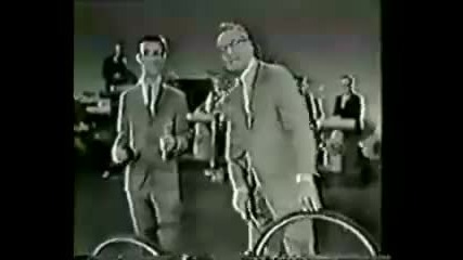 Frank Zappa свири на велосипед в шоуто на Steve Allen - 1963