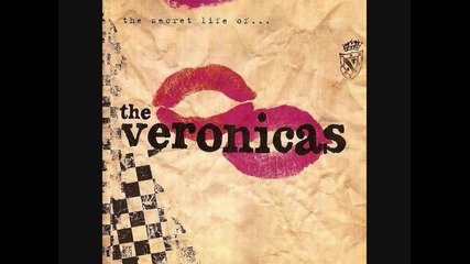 С Превод! The Veronicas - Leave Me Alone 