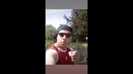 Vid_20590509_235309_131.mp4
