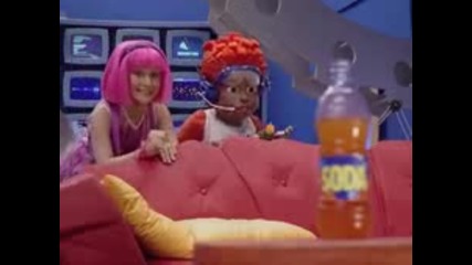Мързел град Хвани Подлият Роби Lazy Town pixelspix - Онлайн Игри - Zaigravka.bg[via torchbrowser.com
